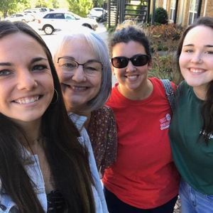 Meet your Posher, Bethany